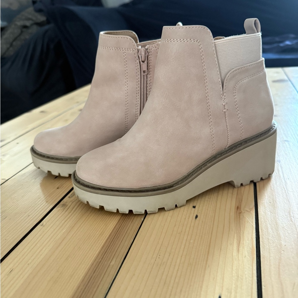 Dolce Vita Fury Girls Wedge boots size 2
